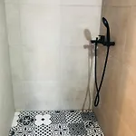 Apartament Renovated Near The Port & Ano Syros *