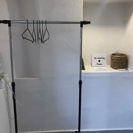 Apartment Solo Traveler