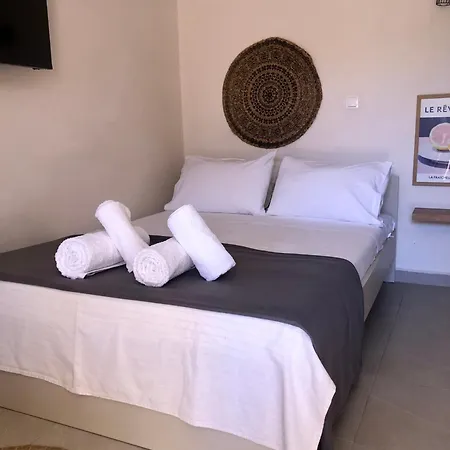 Renovated Near The Port & Ano Syros Ermoupoli