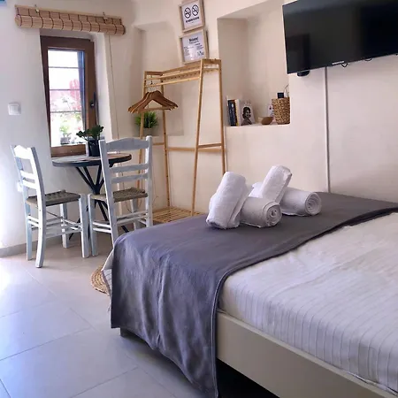 Renovated Near The Port & Ano Syros *